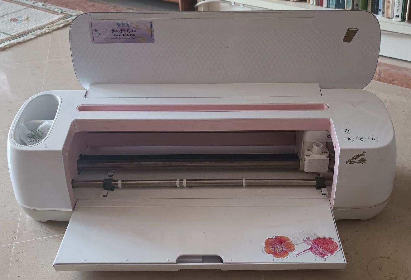 CriCut m1 en tons de creme e rosa