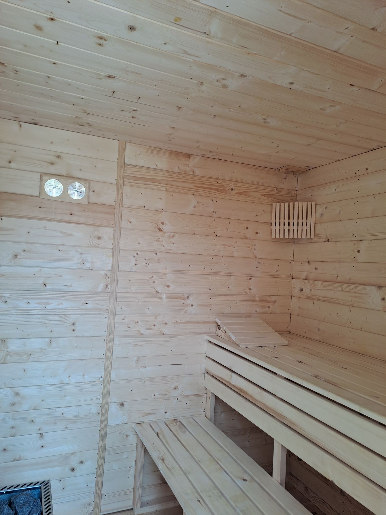 Sauna ogrodowa z piecem elektrycznym