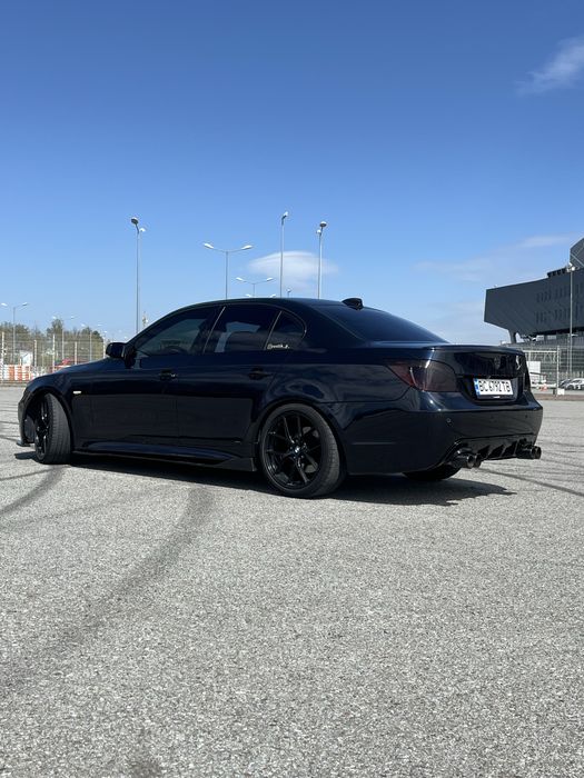 Продам Bmw 530xi ( можливий обмін )