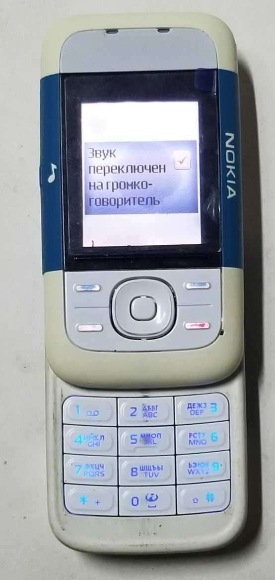 Телефон слайдер Nokia 5200 Slide  с зарядкой sharp