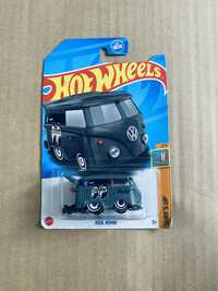 Hot Wheels Volkswagen Kool Kombi VW Bus Van Minivan Surfs Up