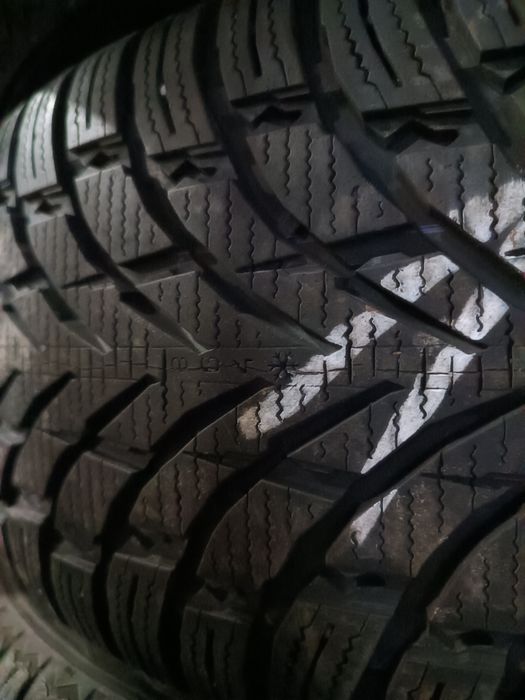 Шини зима Nokian 235/55/20 6,5-8mm 2019р.