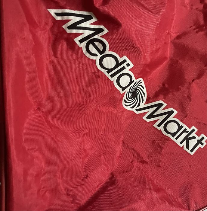 Сумки: жіноча або для діачини і спортивна