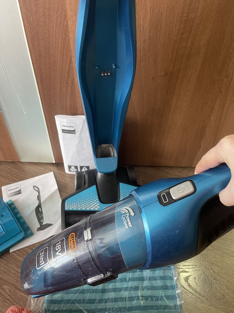 Пилосос Philips PowerPro Aqua