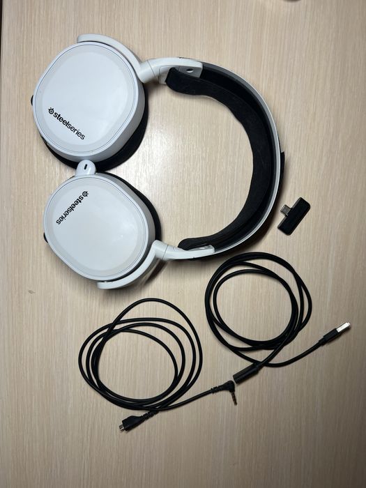 Ігрові навушники SteelSeries Arctis 7+ Wireless White