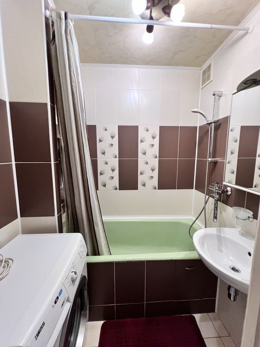 Посуточно однокомнатная квартира р-н Намыв конечная 21 маршрута