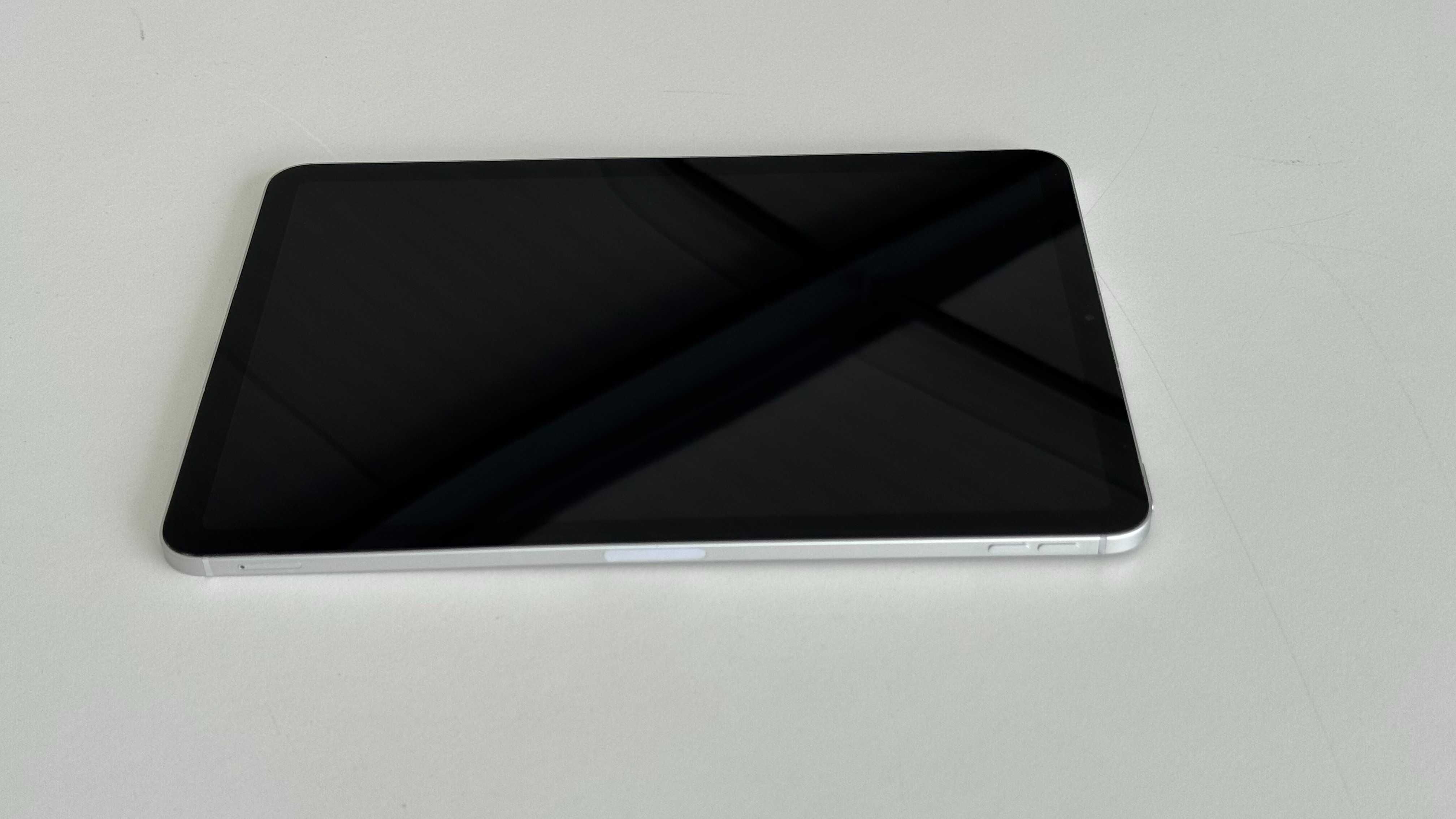 Apple iPad Air (4ª geração) - 64GB – Prateado