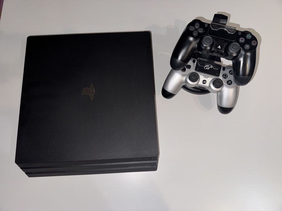 PlayStation 4 PRO 1TB