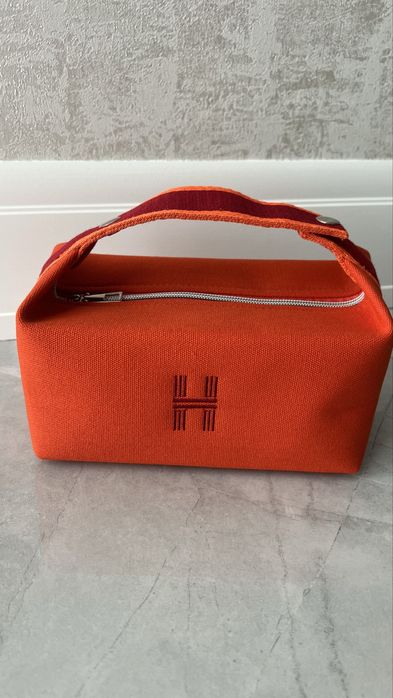 Косметичка жіноча нова