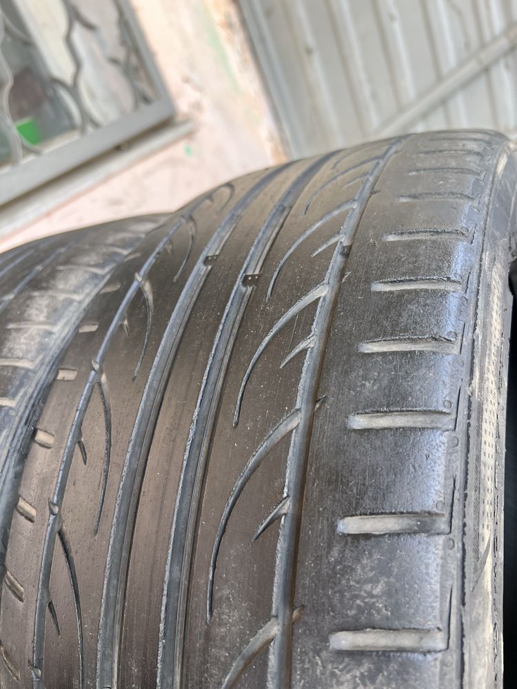 Продам комплект шин 215 40. 17hankook