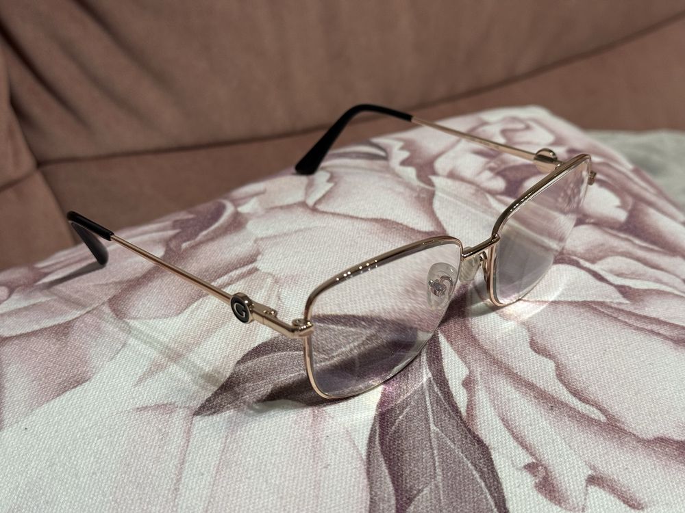 Oprawki okulary korekcyjne Guess złote nowe