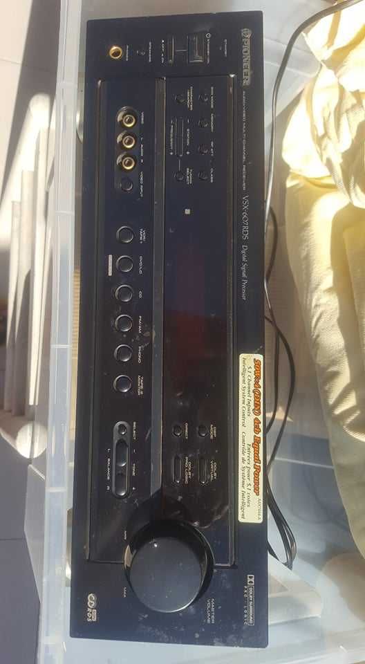 Pioneer Amplificador/Receptor A/V Multi Canal - VSX-607RDS