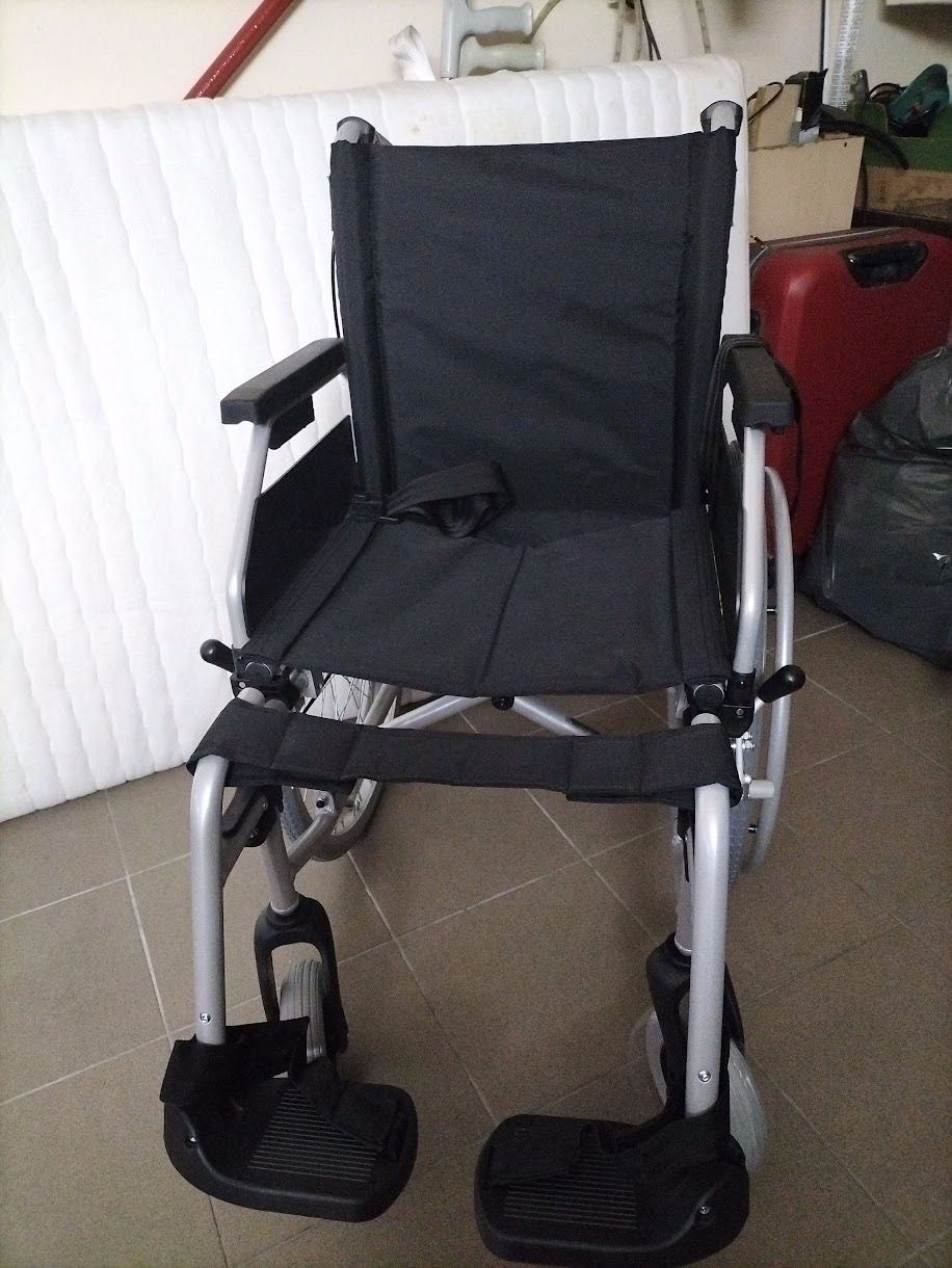 wózek inwalidzki aluminiowy