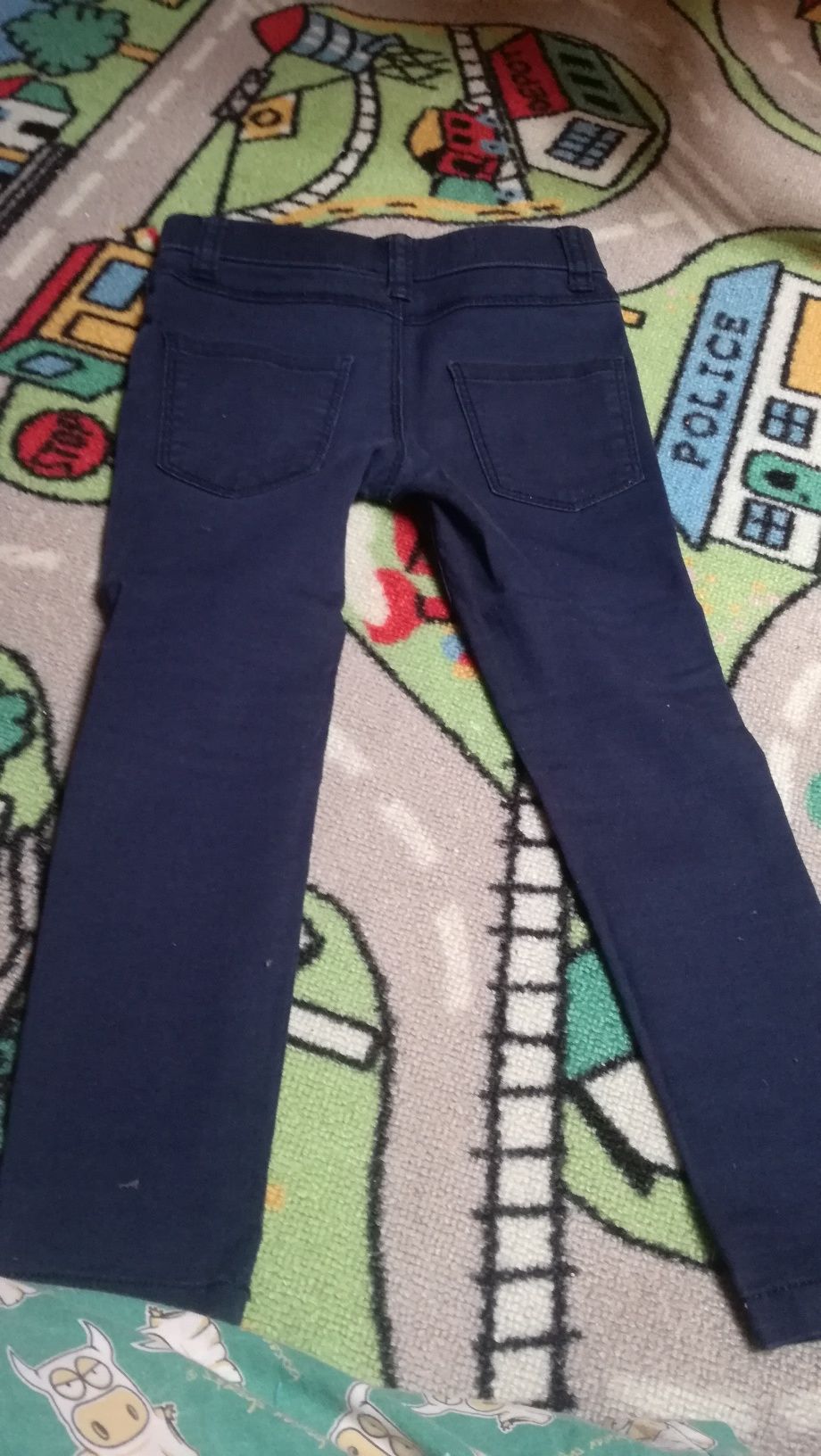 Roupas de criança 3/4 anos