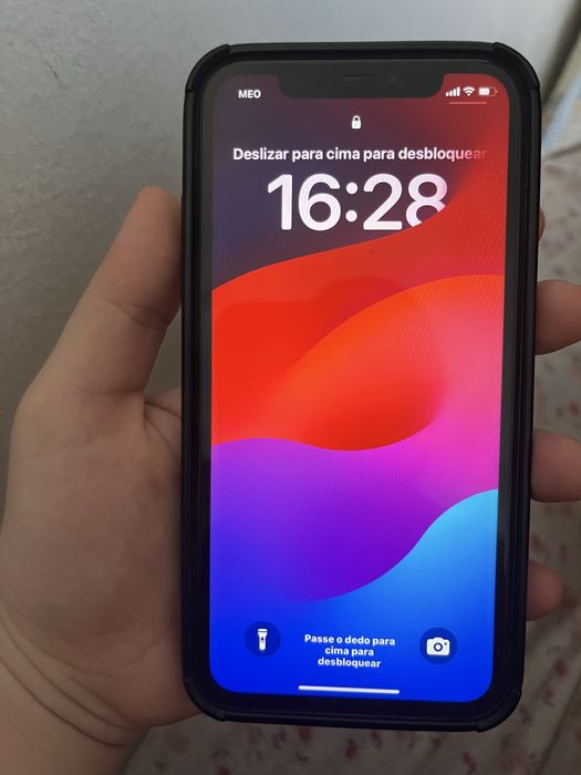 IPHONE 11 - branco 64 GB