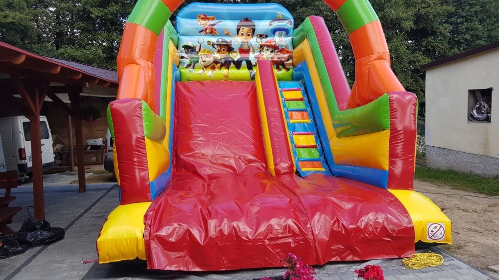 plac zabaw eurobungee dmuchańce byk rodeo zamek piana dmuchany zjeżdża