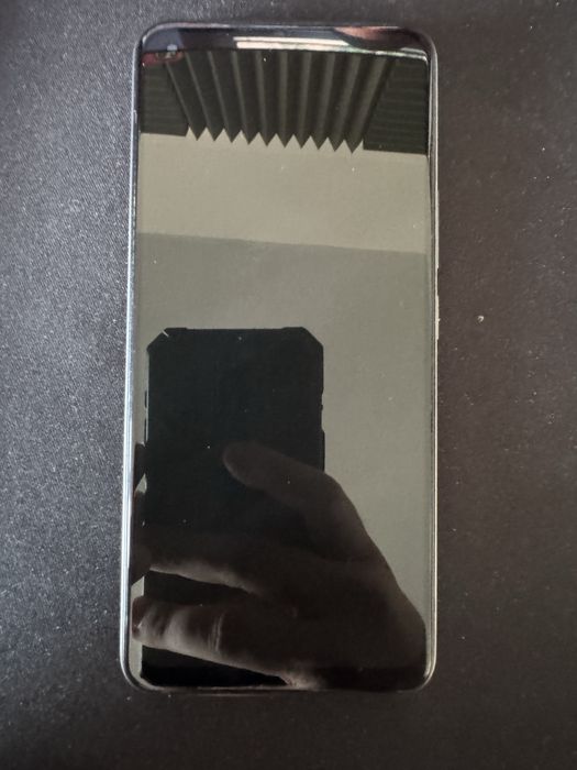 Realme 8 6/128 gb Czarny Linia na ekranie Uszkodzna