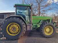 Трактор Джон Дір John Deere 8200