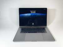 MacBook Pro 15'' 2019 | i7-2,6GHz | 16GB | 512GB SSD | Touch Bar