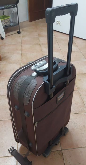 MALA VIAGEM DE PORÃO. Casa,Férias,Arrumação,Mudanças.Quarto,Garagem.