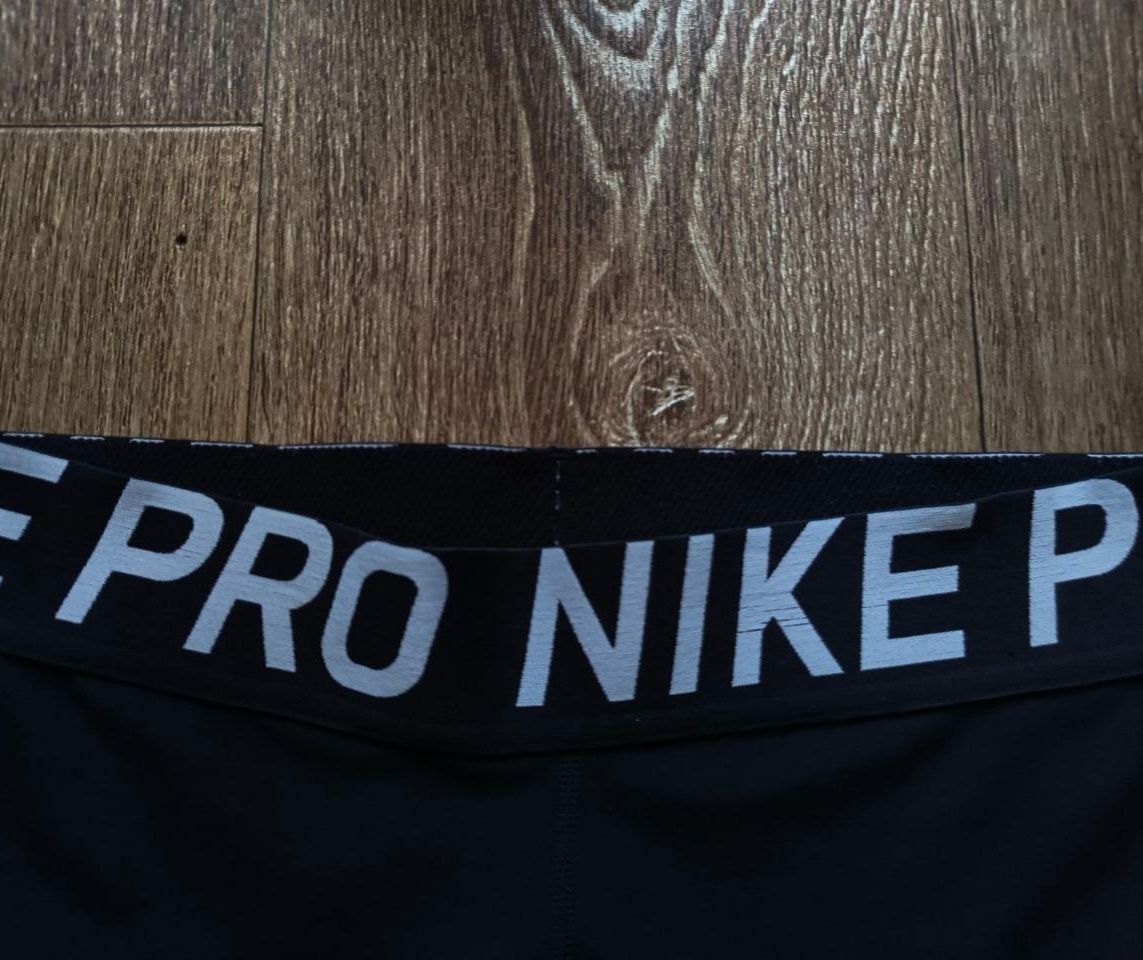 Черные женские спортивные компрессионные шорты Nike Pro combat M
