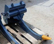 Pazur -- Zrywak -- do korzeni. MECALAC. CASE, VOLVO, TEREX
