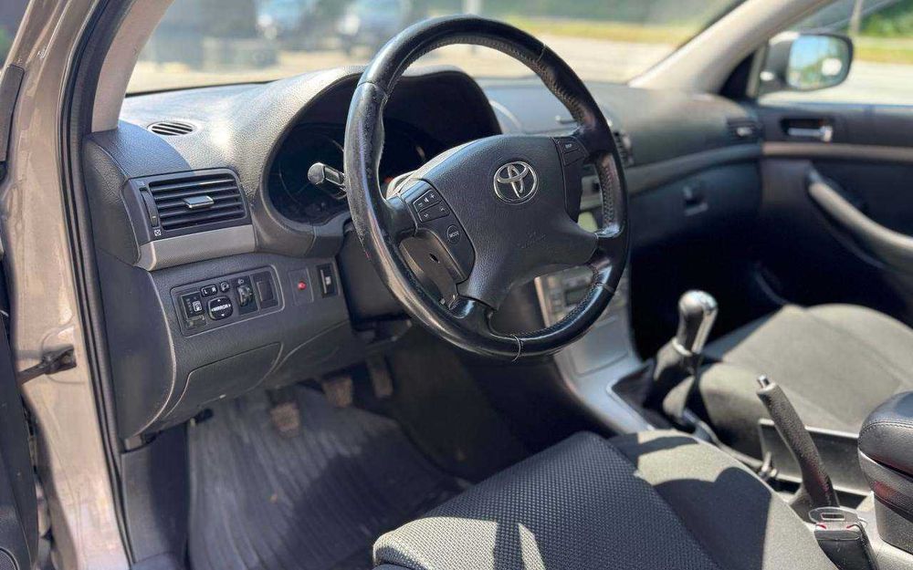 Toyota Avensis 2006