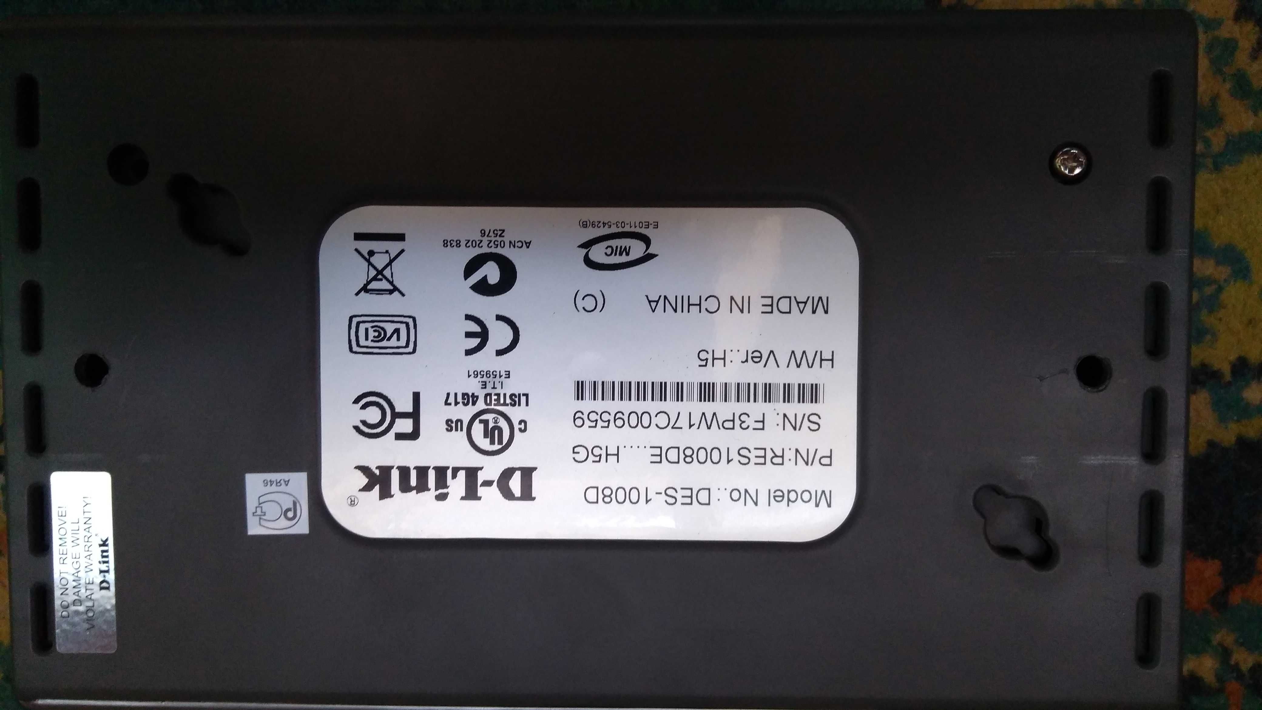 Коммутатор локальной сети (Switch) D-Link DES-1008D 4шт