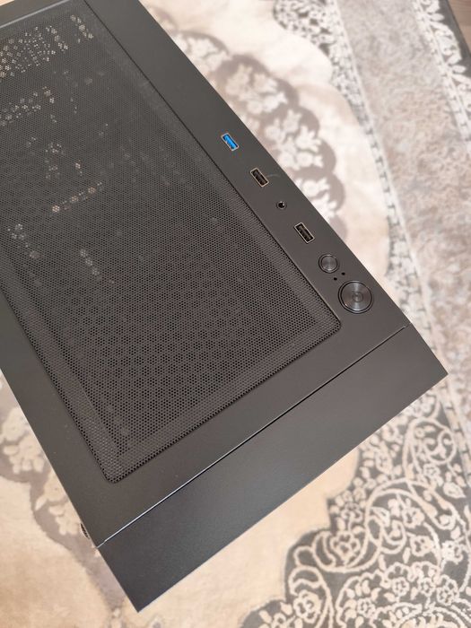 Персональний комп'ютер RTX 4060 32gb ram R5500 (обмін)