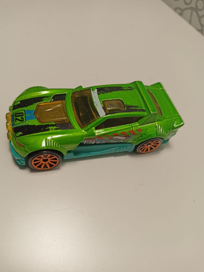 Samochód hot wheels auto