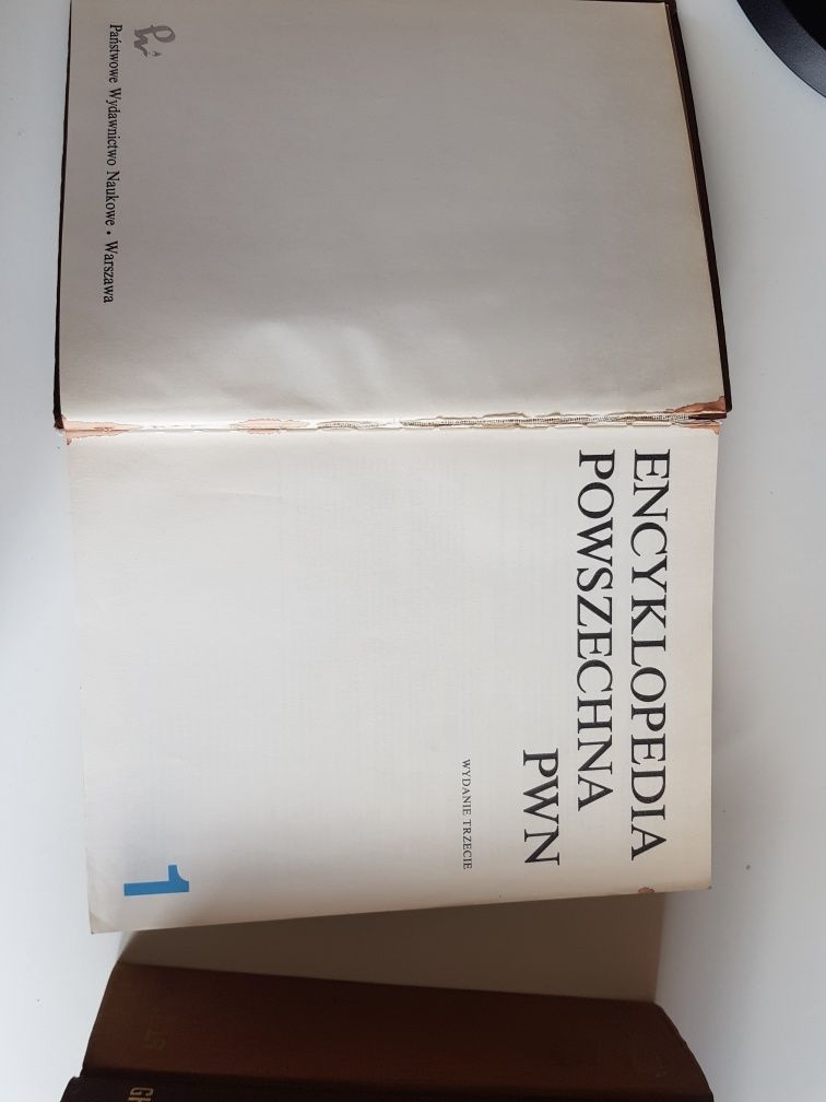 Encyklopedia powszechna PWN 1-4