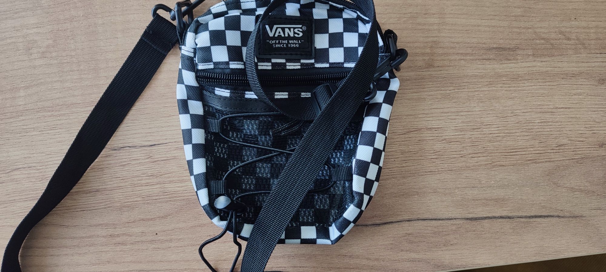 Сумка Ванс (Vans) через плече