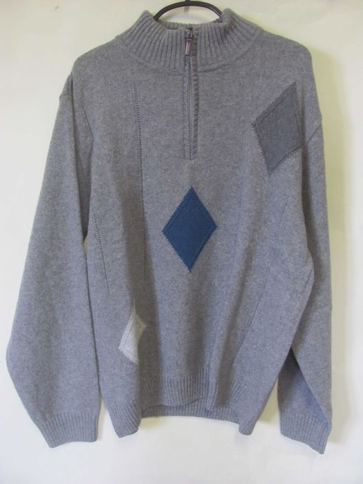 Magníficos e apelativos sweaters vintage, novos, com etiquetas.