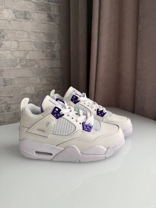 Nike Air Jordan 4 Retro