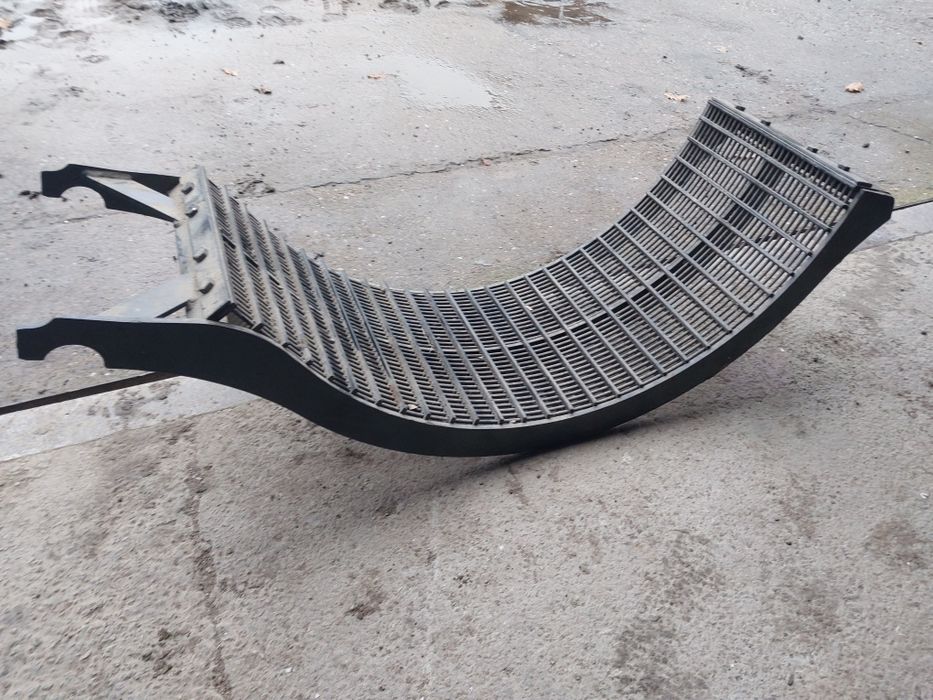 418648A1  Klepisko zbożowe środkowe i tylne do Case