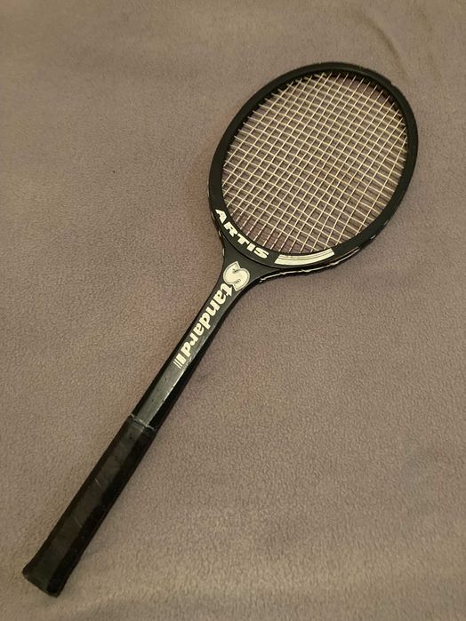 Raquete ténis antiga