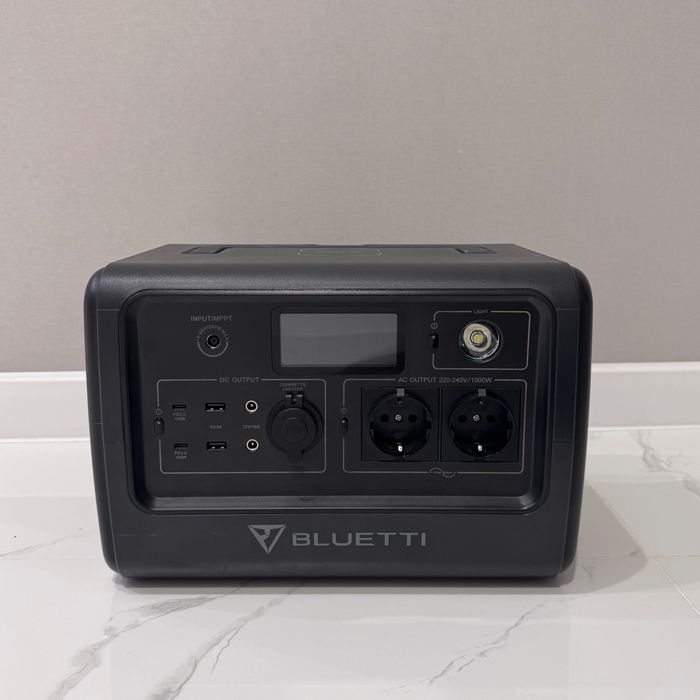Продам портативну зарядну станцію Bluetti EB70 – 716Wh (б/в)