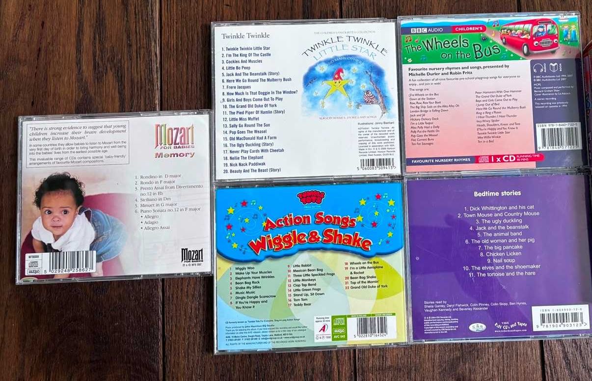 Płyty CD piosenki opowieści dla małych dzieci po angielsku plus GRATIS