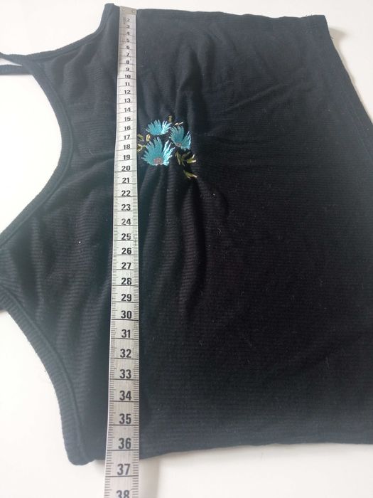 Romwe czarna koszulka damska crop top r S