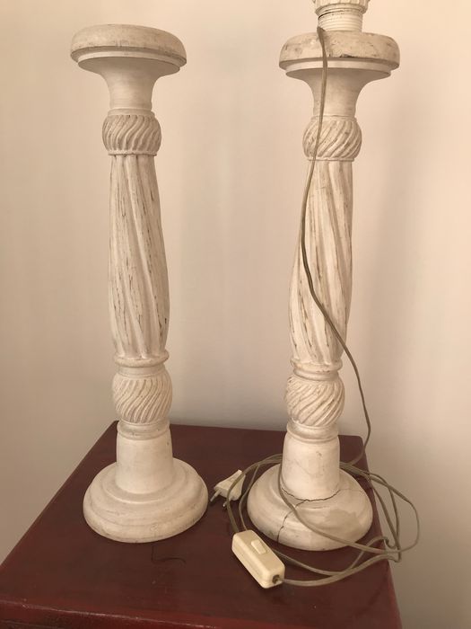 Candeeiros de madeira