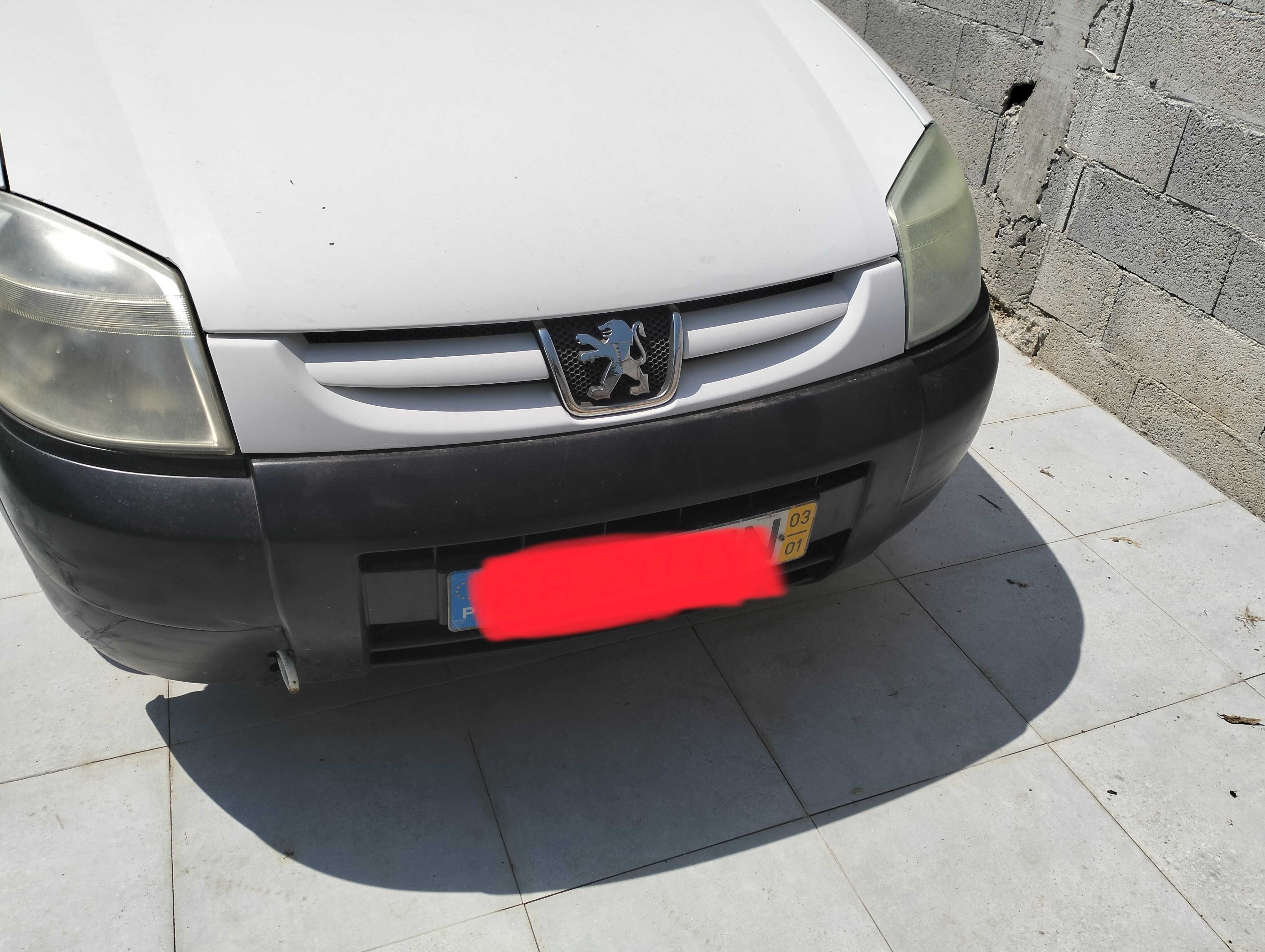 Peugeot partner 2003 com 237 mil kilometros