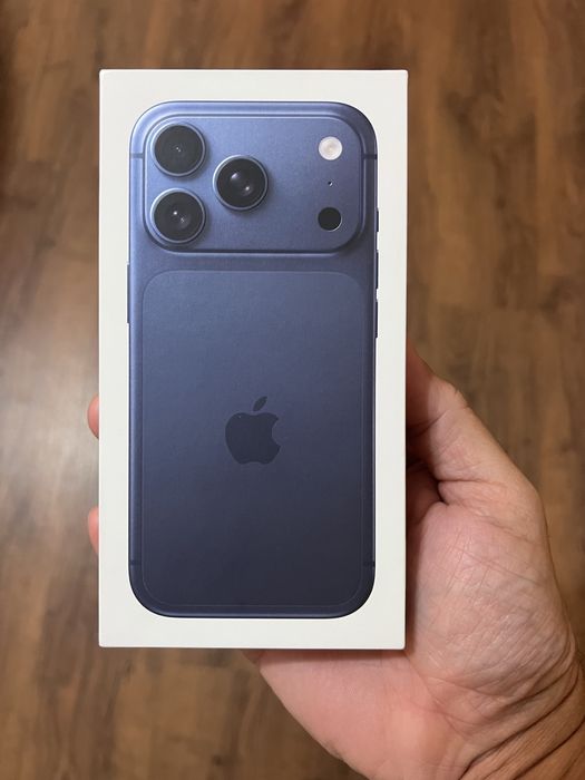 iPhone 17 Pro - Azul Profundo - 1 Terabyte - Sem Caixa/Novo