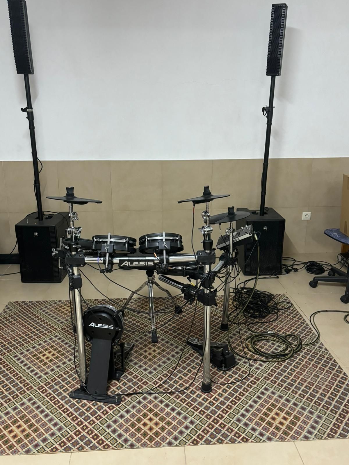 Bateria eletrónica Alesis Command Mesh Kit