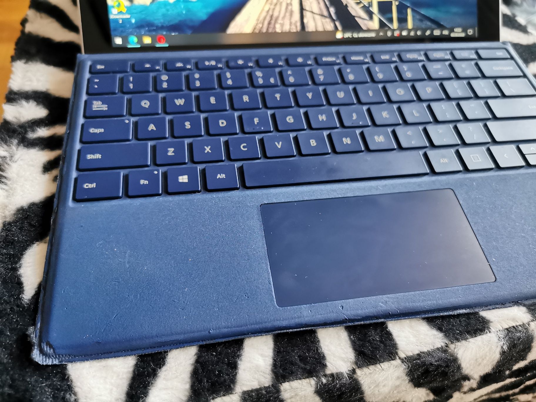 Super Stan Surface 3 pro 8GB/256 WIN 10 RPO ± klawiatura pro 4 Ideal