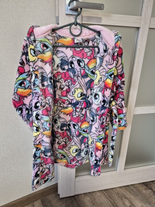 Халат теплий для дівчинки 6-8 років