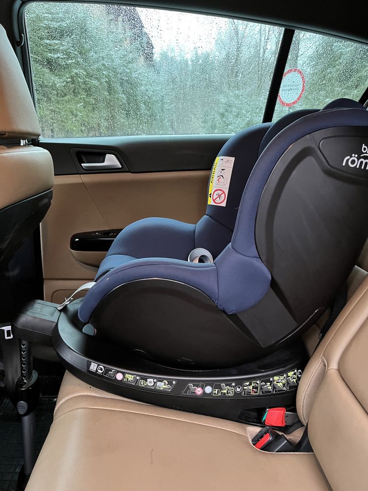 Fotelik BRITAX romer DUALFIX M PLUS i-Size fotelik