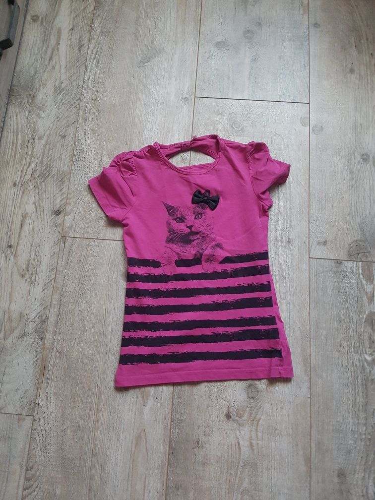 Różowa fuksja bluzka t-shirt z kotkiem 140-146