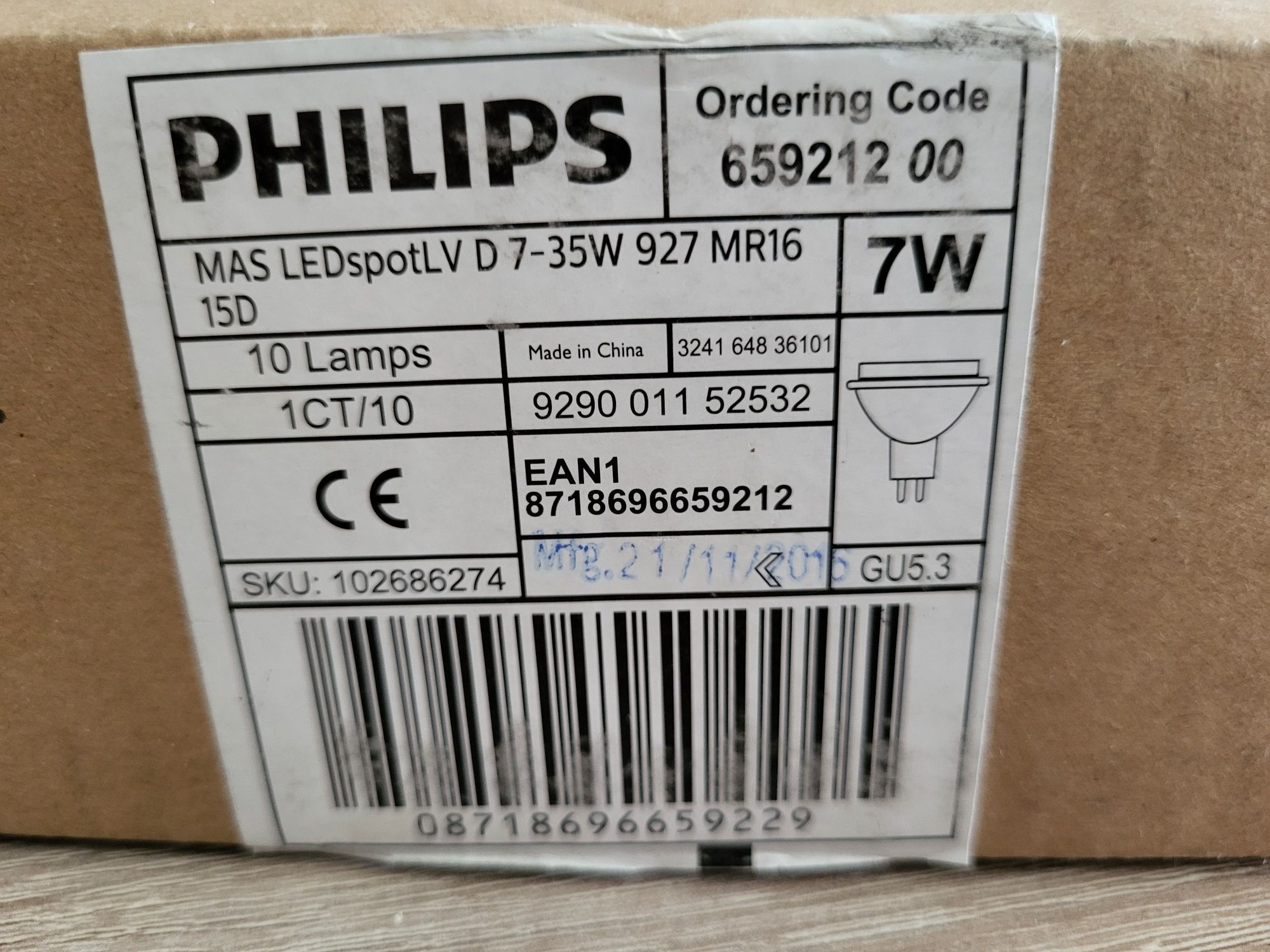 3x MAS LEDspotLV D 7-35W 940 MR16 24D Philips