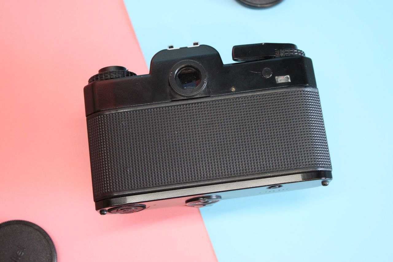 Фотокамера Rolleiflex SL35M + Planar 50mm f1.8 + 2 обєктива