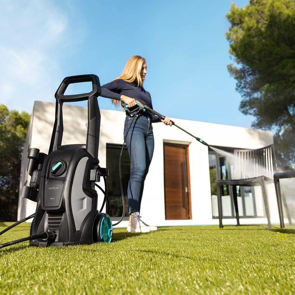 Мийка високого тиску мінімийка Cecotec HydroBoost 1500 Easy Move